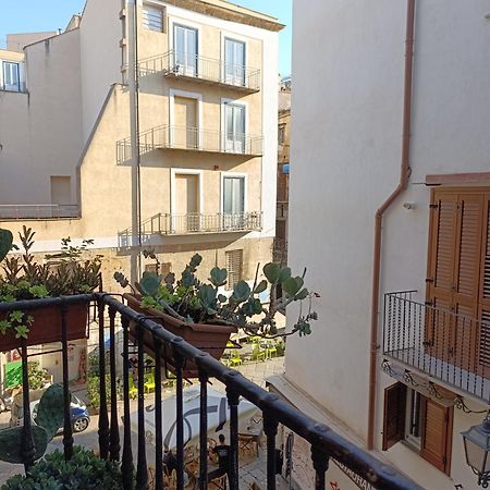 La Dimora Del Marchese Notarbartolo Apartment Palermo Exterior photo